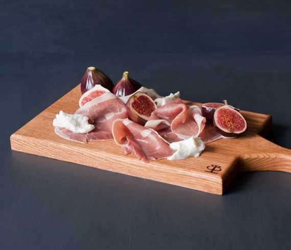 Air-dried ham - sliced