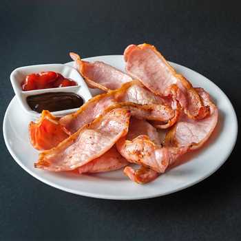 Dry cured rindless back bacon - smoked